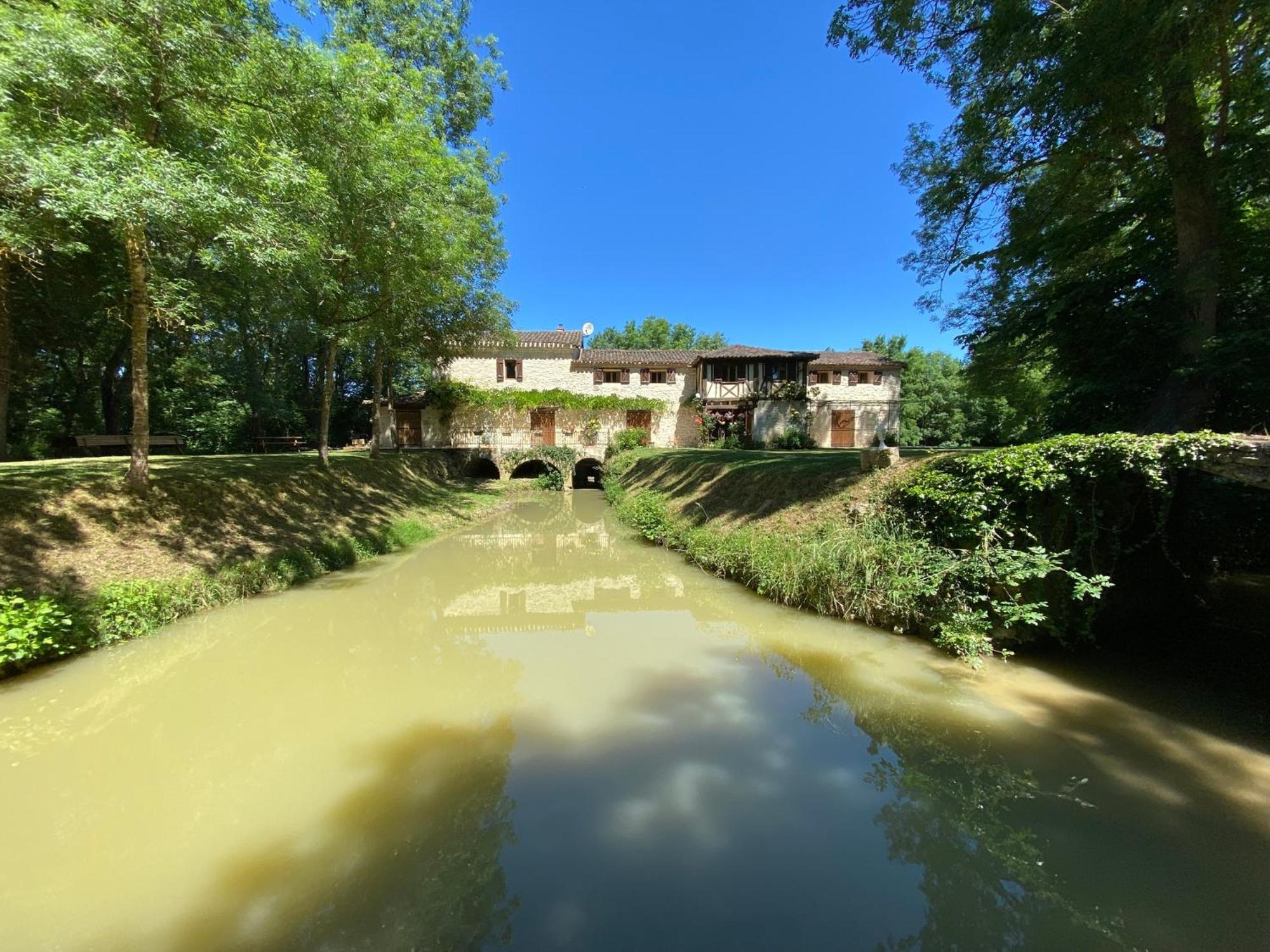 Gite Le Moulin Samsara Homps  Luaran gambar